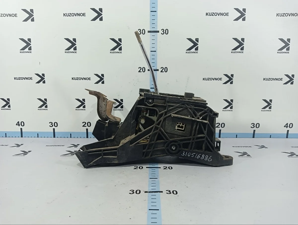 Селектор кпп Toyota Camry 2013 XV50