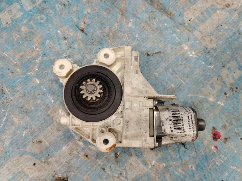 Моторчик стеклоподъемника передний правый Ford