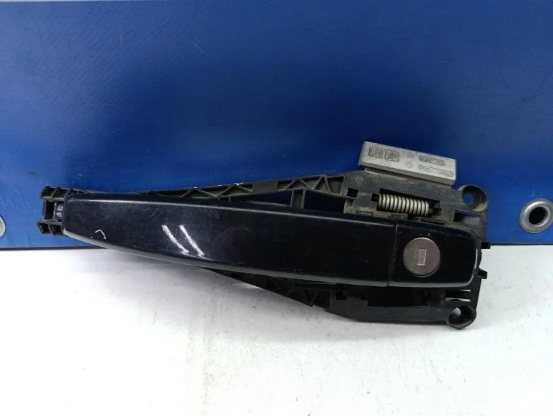 Ручка двери наружная Chevrolet Orlando 2012 92233089 J309 1.8 F18D4, передняя левая