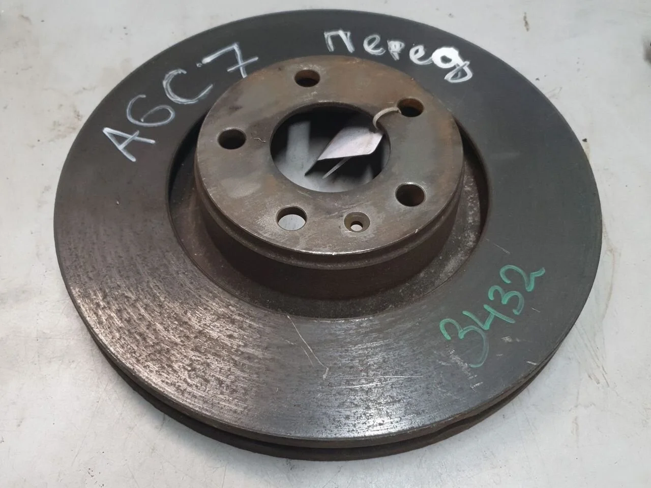 Тормозной диск передний Audi A6 C7 (2011—2014)