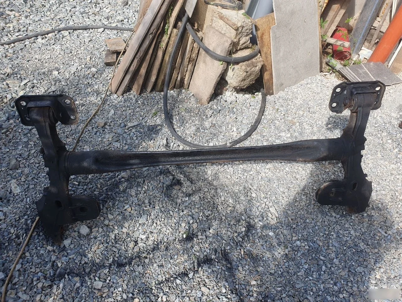 Балка подвески задняя Opel Astra J (2009—2012)