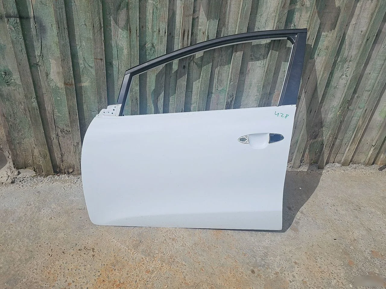 Дверь передняя левая Kia Ceed JD (2012—2015)