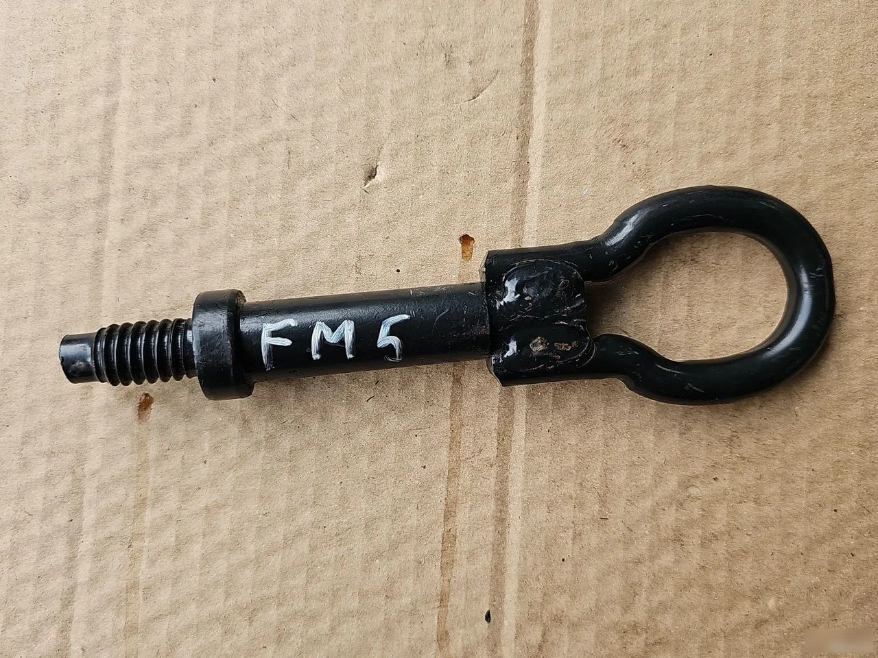 Крюк буксировочный Ford Kuga II (2012—2016)