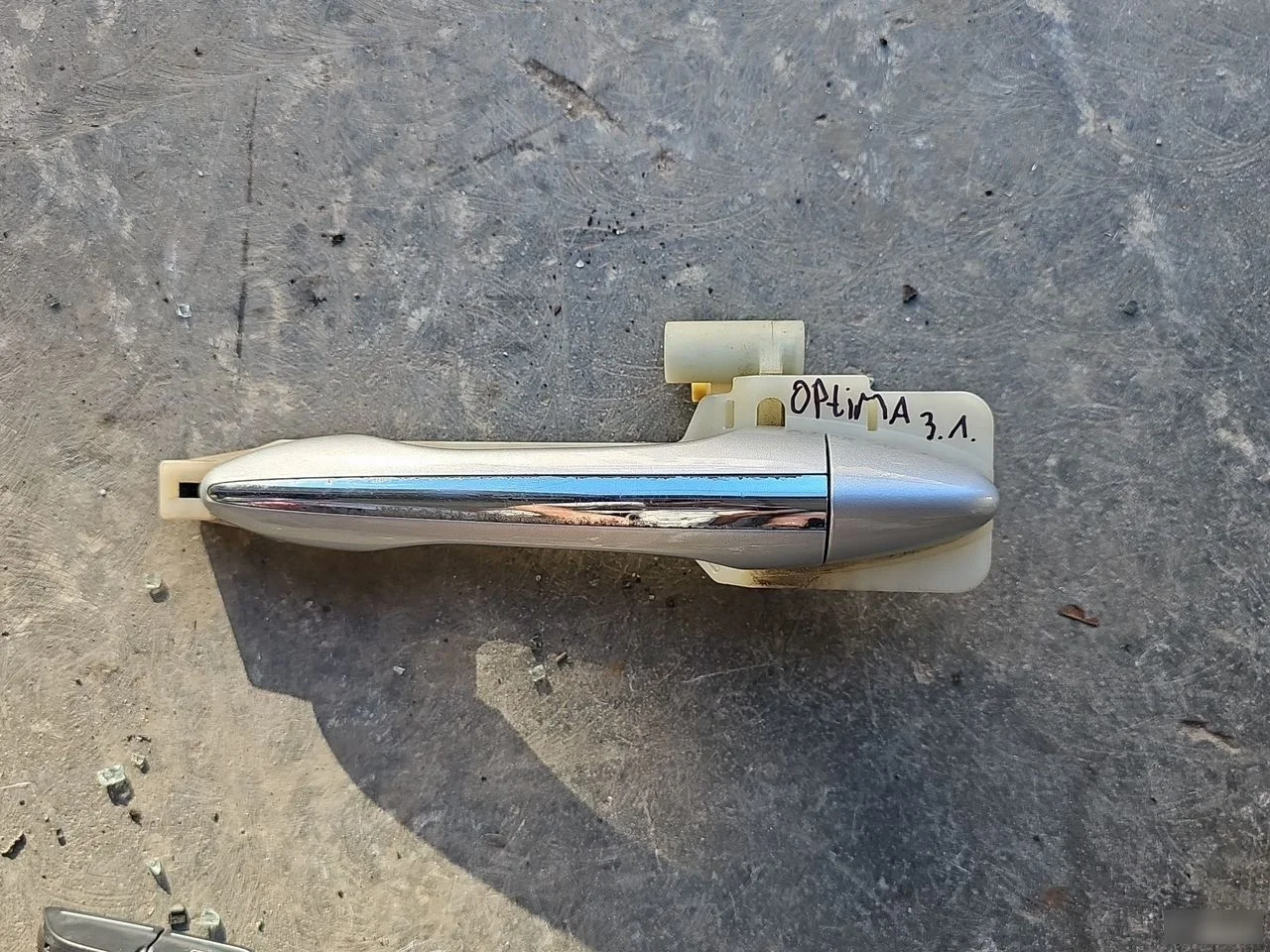 Ручка двери задней наружная левая Kia Optima III (2010—2013)