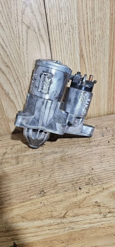 Стартер Nissan Juke I (2010—2014)