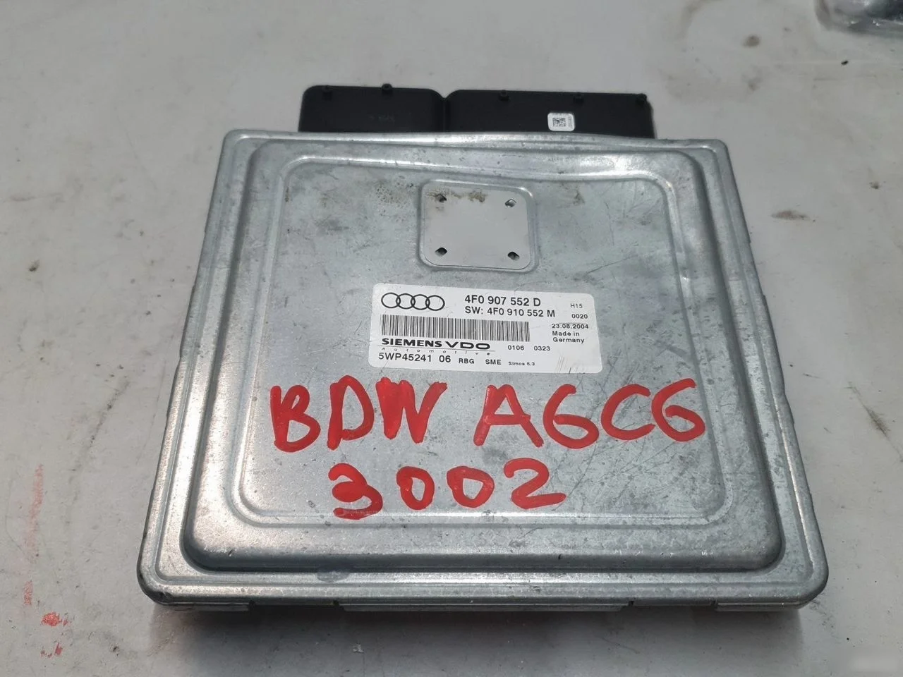 Блок управления двигателем Audi A6 C6 (2004—2008)