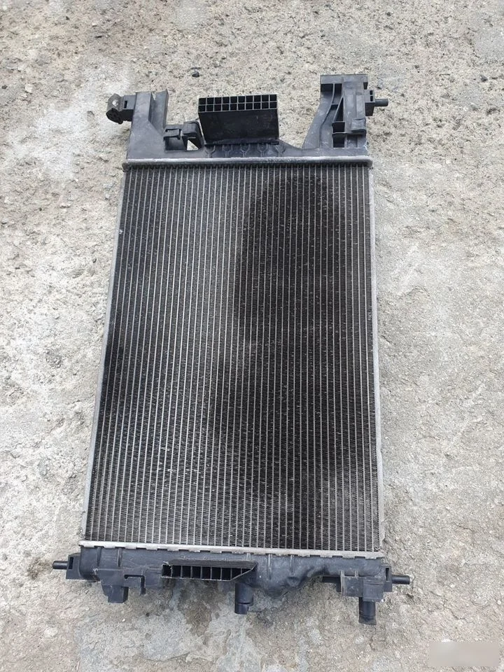 Радиатор Охлаждения основной Opel Astra J рестайлинг (2012—2018)