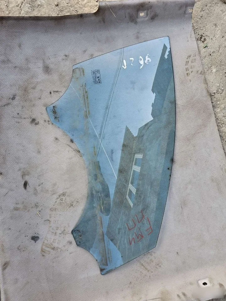 Стекло двери передней правой Ford Mondeo IV (2006—2010)