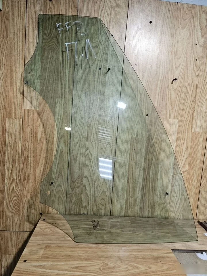 Стекло двери передней левой Ford Focus III (2011—2015)