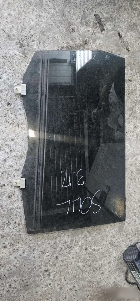 Стекло двери заднее правое Kia Soul I рестайлинг (2011—2014)