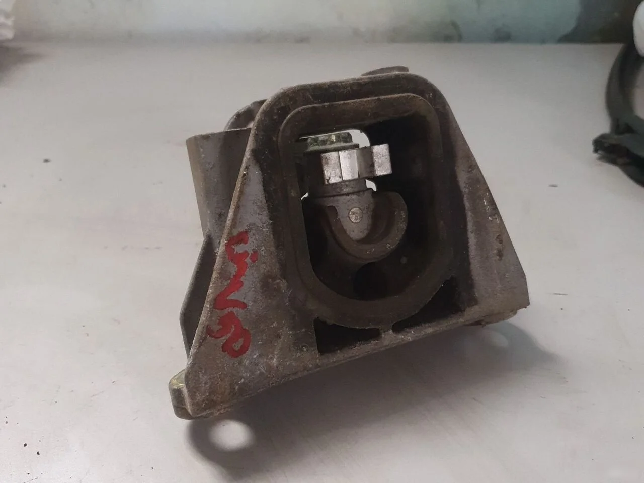 Подушка кпп левая Honda Civic VIII (2005—2009)