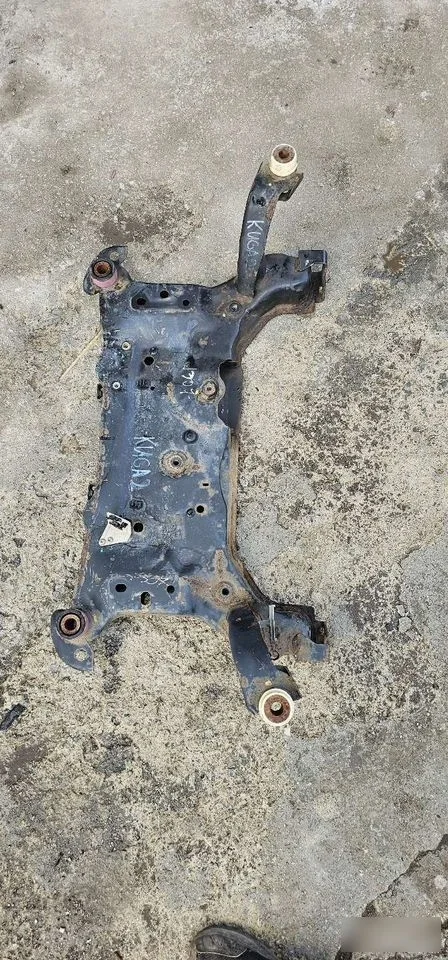 Передняя балка подмоторная,подрамник Ford Kuga II (2012—2016)
