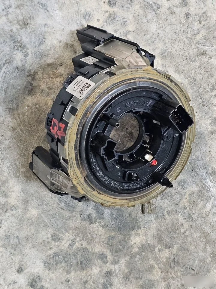 Шлейф подрулевой Audi A8 D3 рестайлинг (2005—2007)