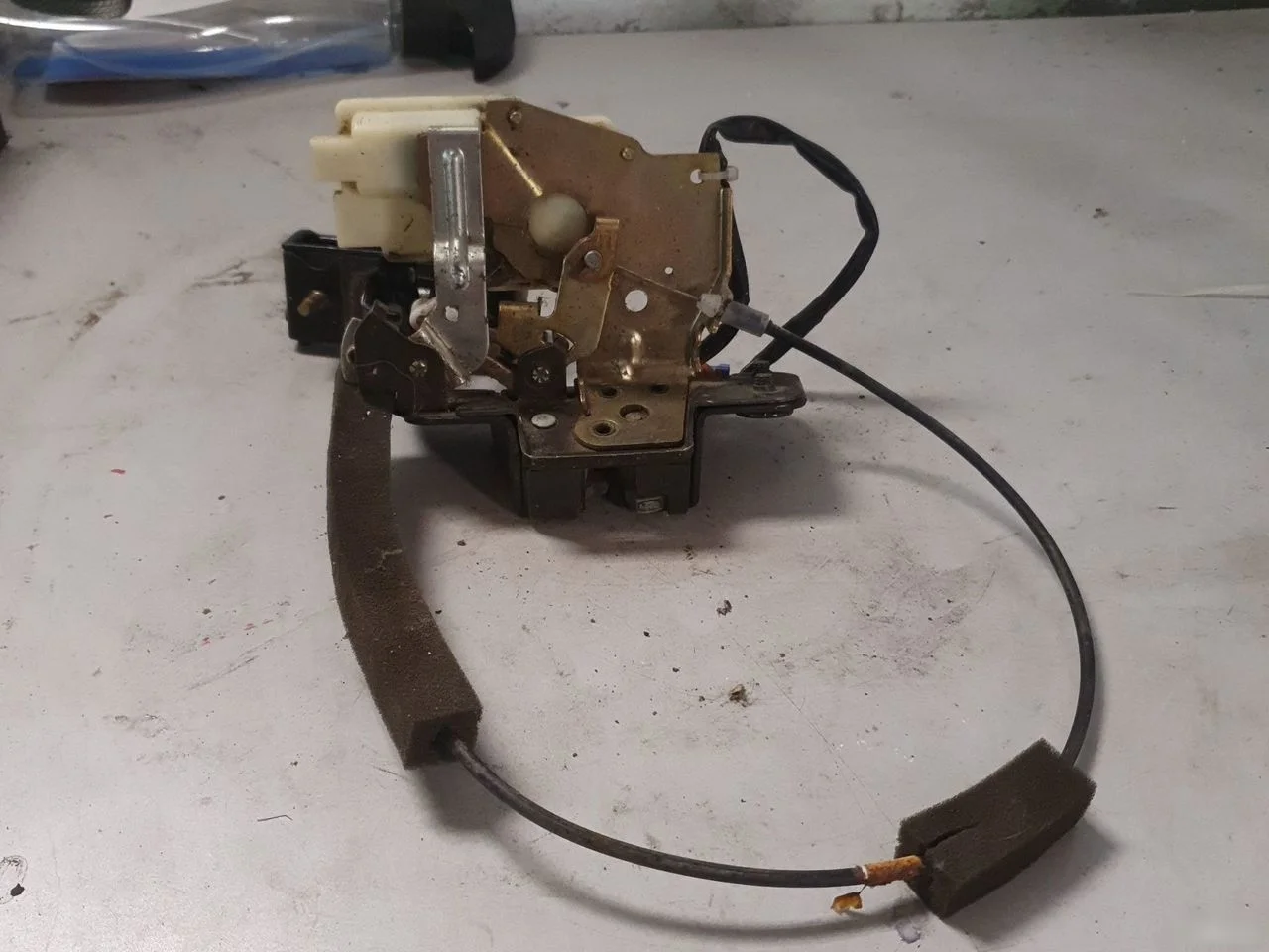 Замок багажника Honda Jazz GG рестайлинг (2011—2014)