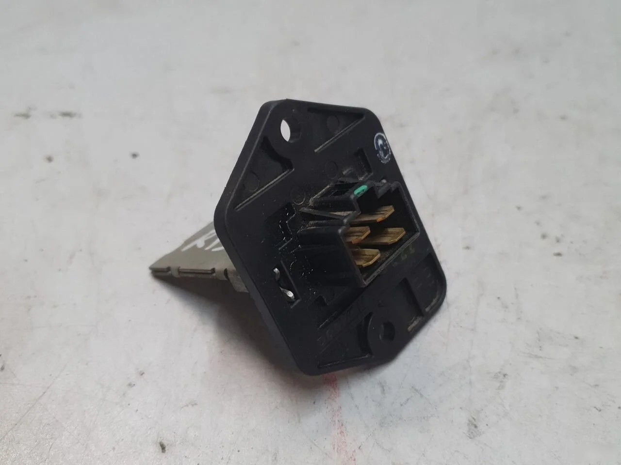 Резистор печки Kia Rio III (2011—2015)