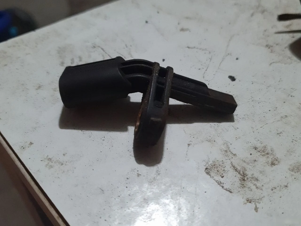 Датчик ABS правый Volkswagen Passat B6 (2005—2010)