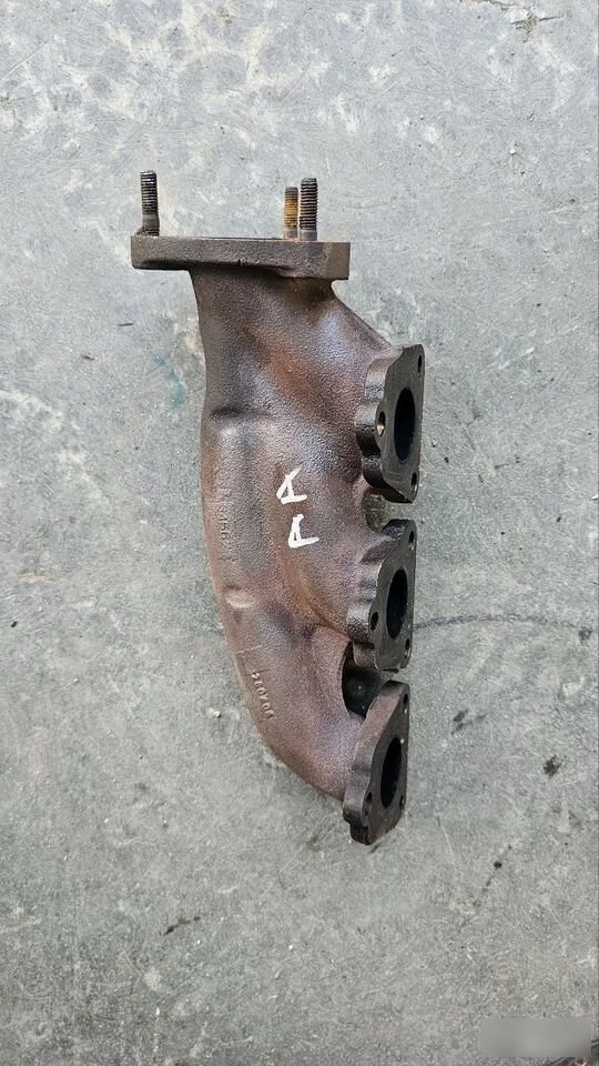 Коллектор выпускной левый Audi A6 C6 (2004—2008)