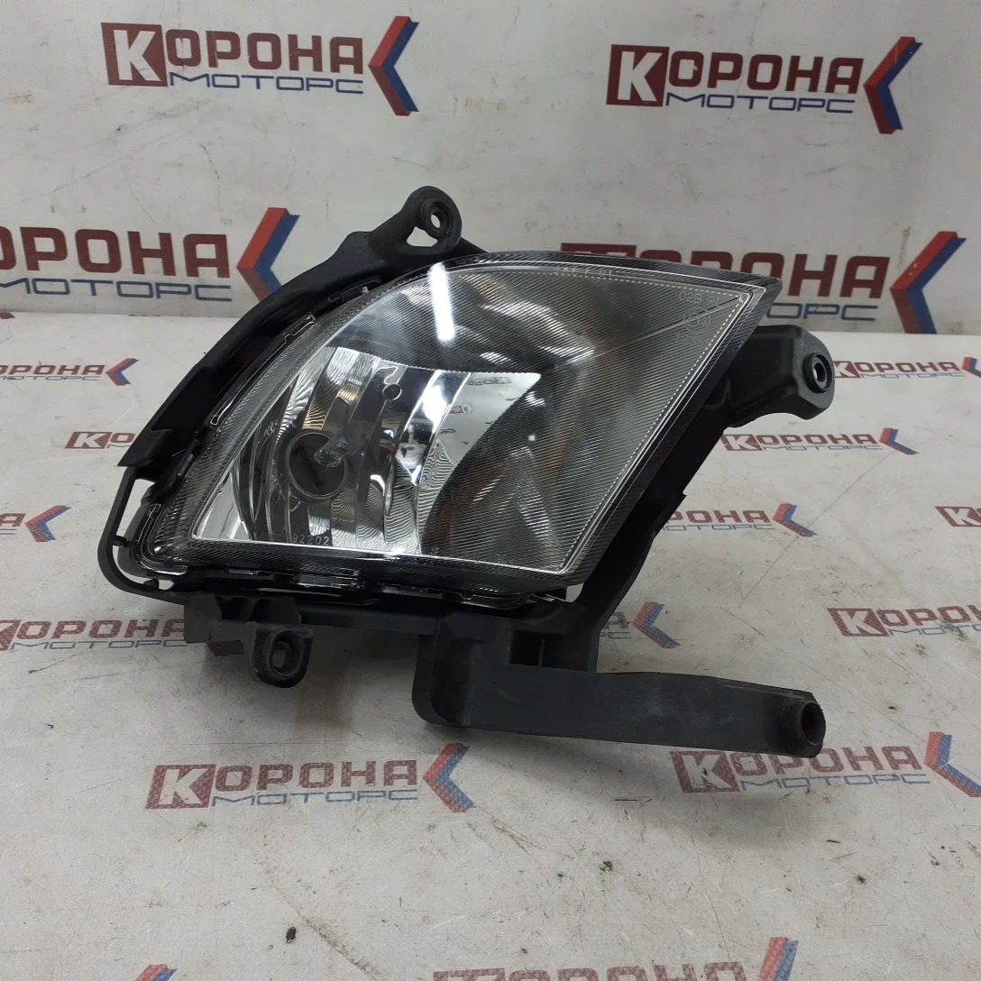Фара противотуманная правая Без упаковки Без упаковки