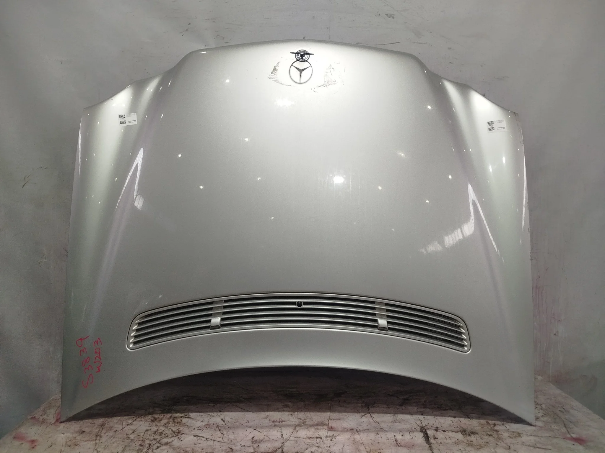 КАПОТ MERCEDES-BENZ A2038800157 серебро, 744U S3839