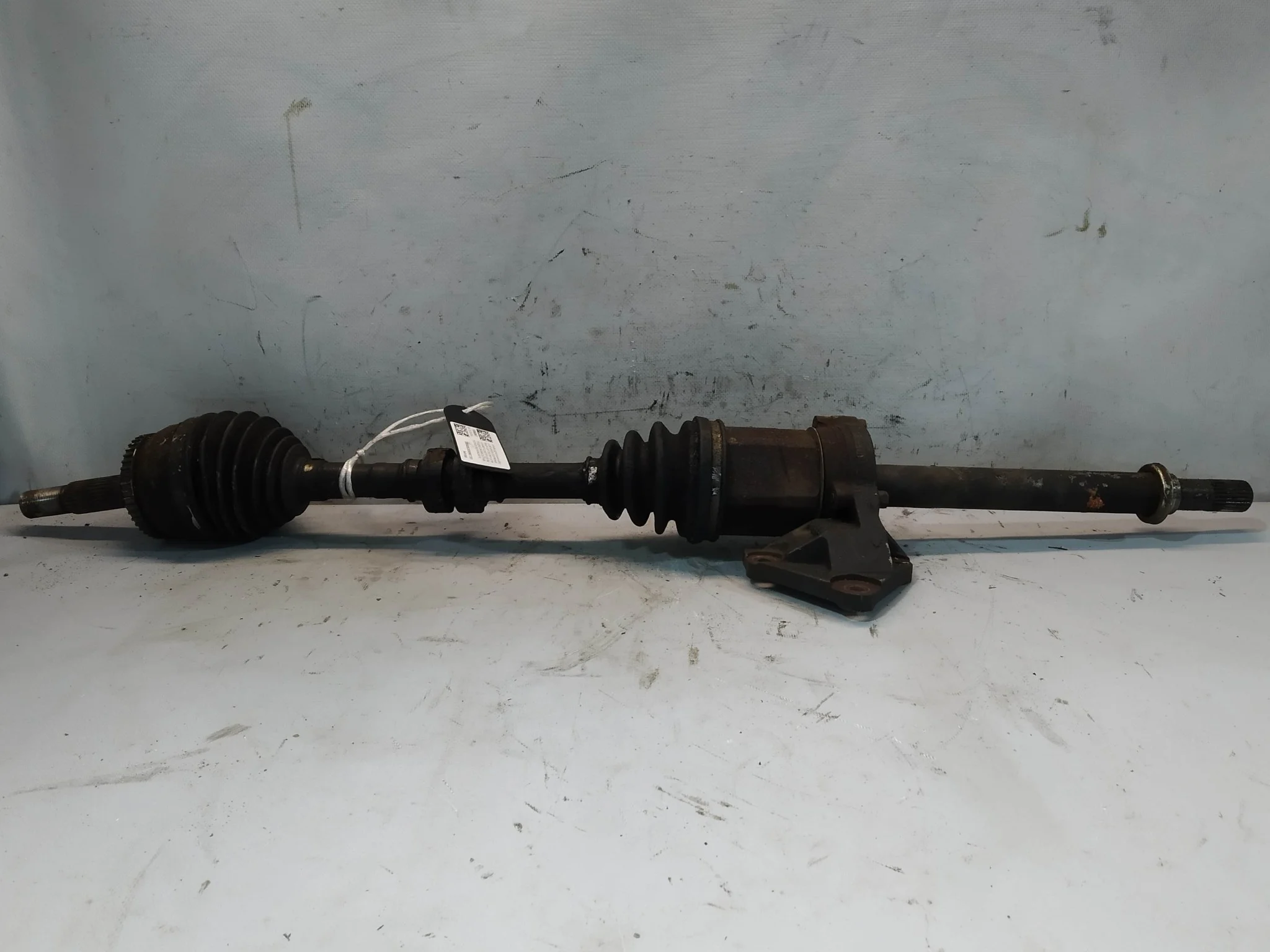 ПРИВОД NISSAN ПЕРЕД ПРАВО 39100AU415 S4188