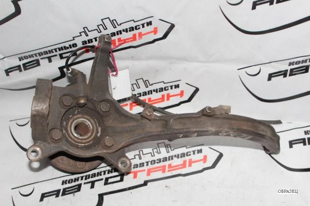 СТУПИЦА MITSUBISHI ПЕРЕД ЛЕВО MR369425