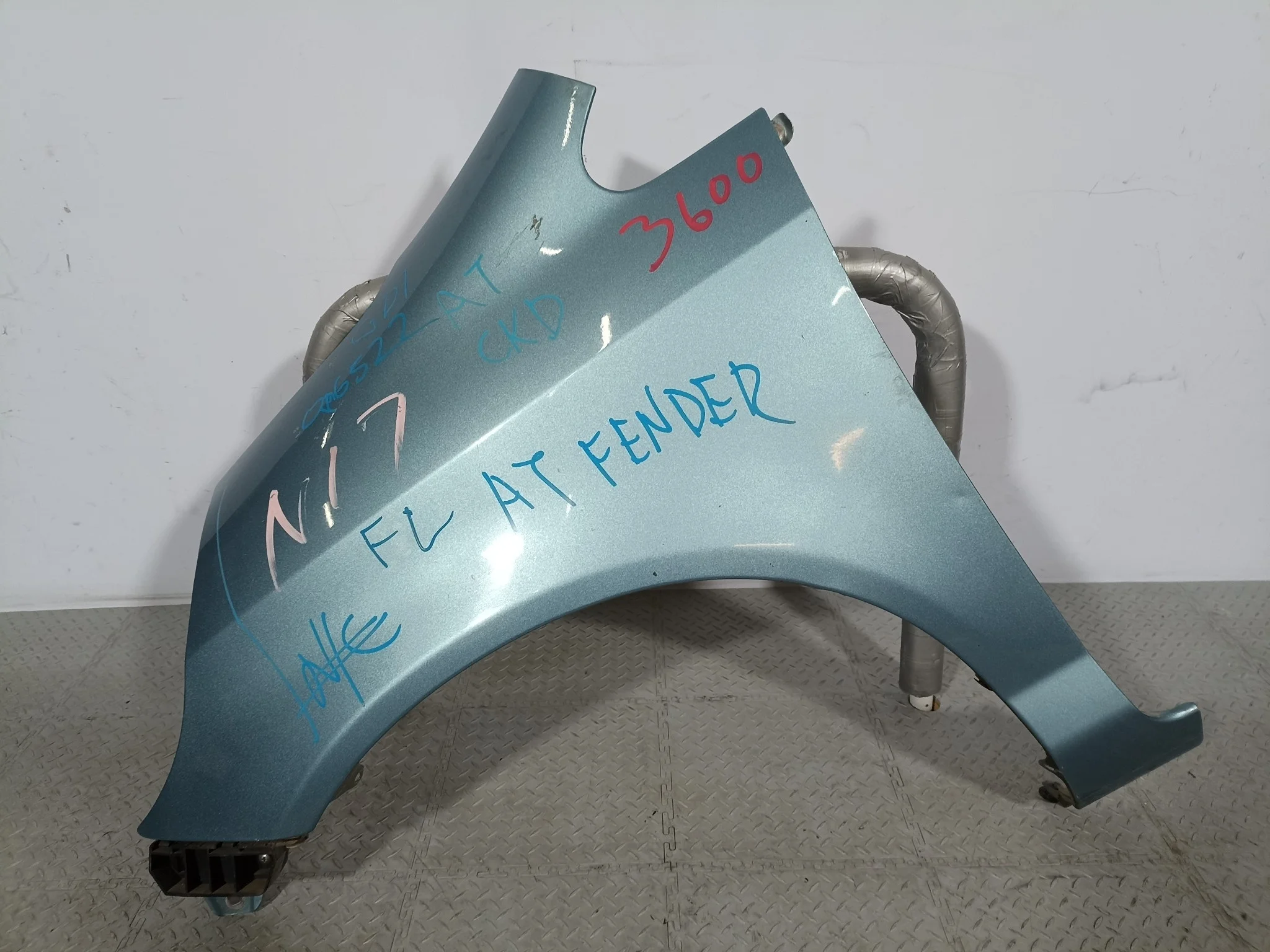 КРЫЛО HONDA 60261SAA000ZZ ПЕРЕД ЛЕВО голубой, B531M QA6522