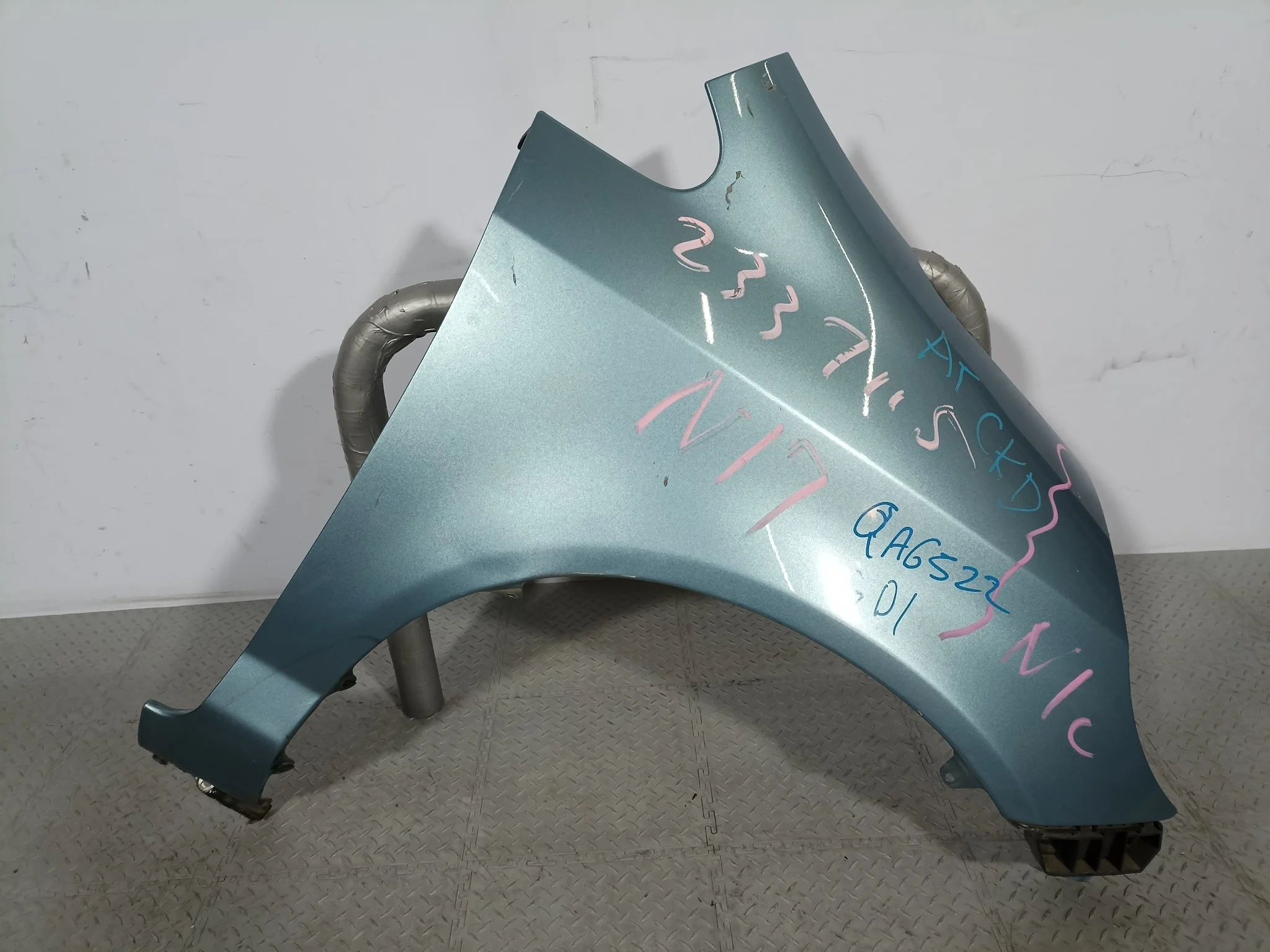 КРЫЛО HONDA 60211SAA000ZZ ПЕРЕД ПРАВО голубой, B531M QA6522