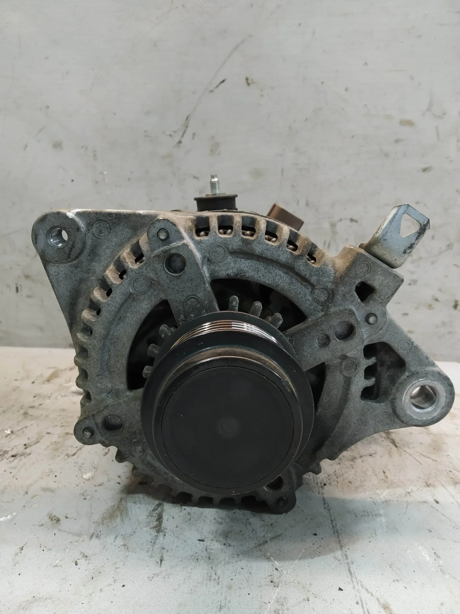 ГЕНЕРАТОР TOYOTA 270600T051 QE236Z