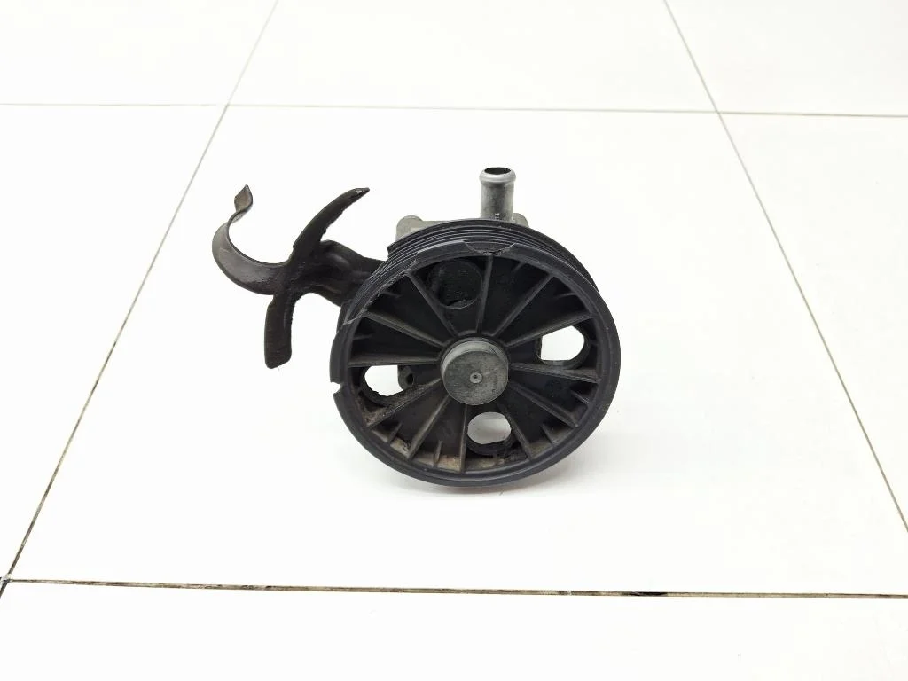 Насос гидроусилителя Volvo XC90 1