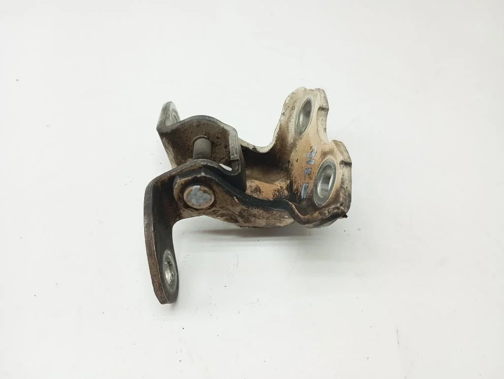 Петля двери задней левой верхняя Toyota RAV4 2015 A40