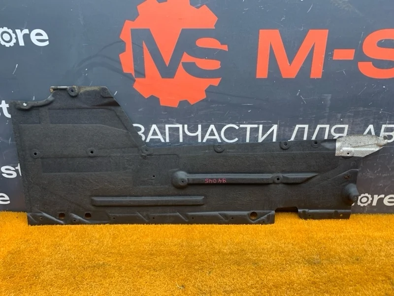 Защита днища кузова BMW 3-Series 2013 51757241834 F30 N47D20C, правая