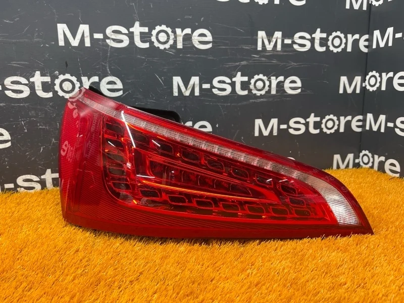 Фонарь задний Audi Q5 2010 8R0945093A 8R CDN, левый
