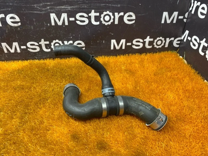 Патрубок радиатора нижний Mercedes-Benz C-Class 2010 A2045012682 W204 271.860