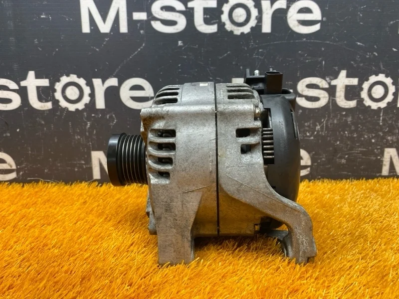 Генератор BMW X3 2012 7605061 F25 N20B20A