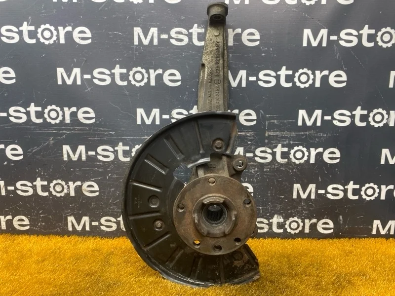 Ступица Audi Q7 2011 7L8407258B 4L CJTC, передняя правая