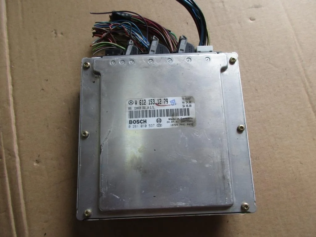 Блок управления двигателем Mercedes-Benz