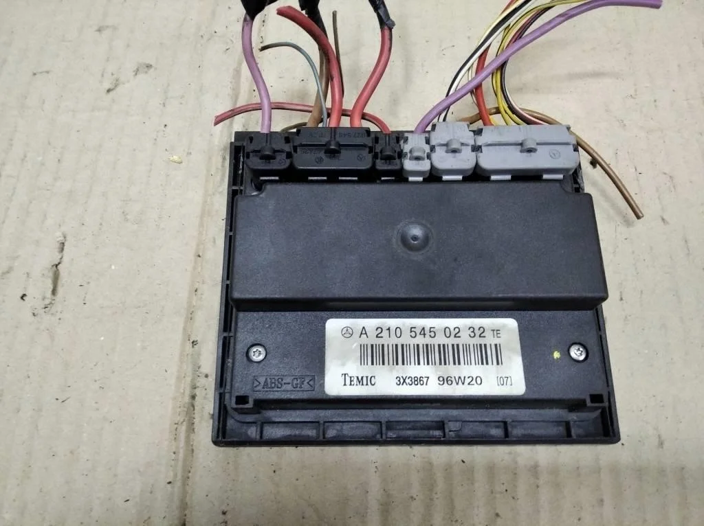 Блок комфорта Mercedes-Benz