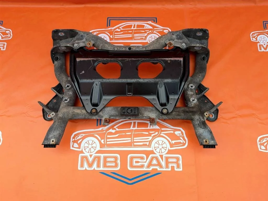 Подрамник передний Mercedes-Benz