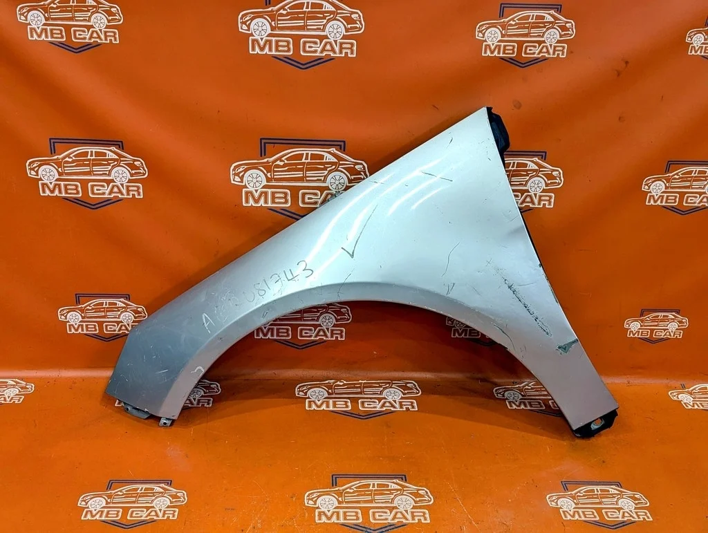 Крыло переднее левое Mercedes-Benz