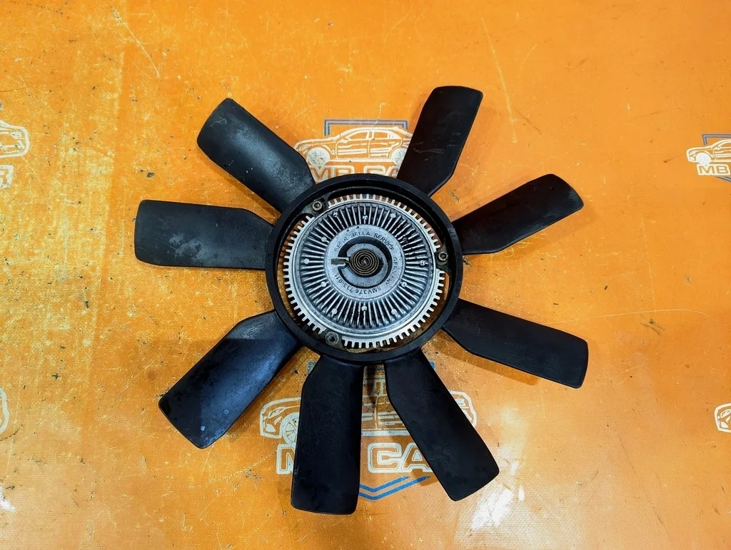 Вискомуфта Mercedes-Benz