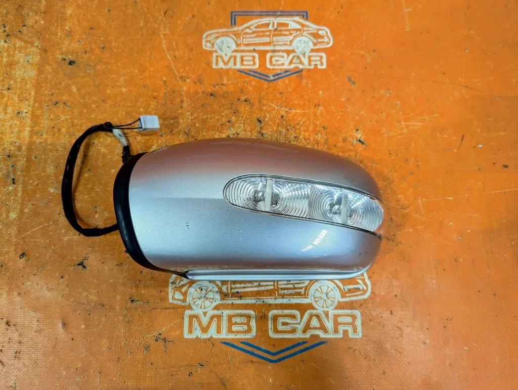 Зеркало левое Mercedes-Benz