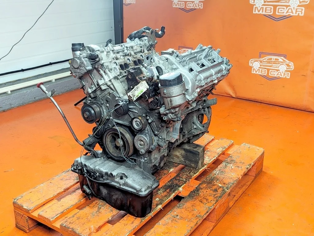 Двигатель дизельный Mercedes-Benz