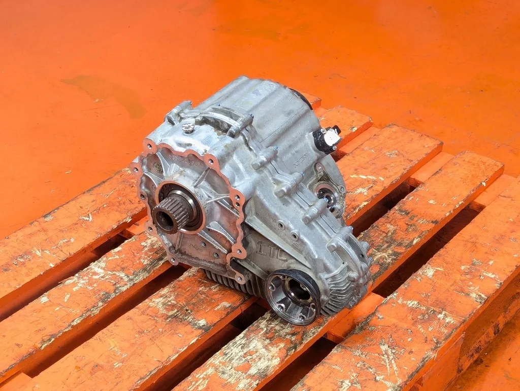 Раздаточная коробка Mercedes-Benz