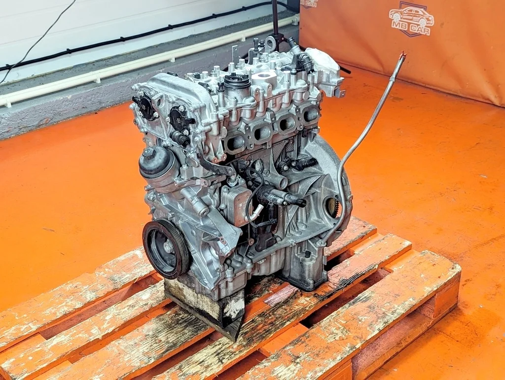 Двигатель бензиновый Mercedes-Benz