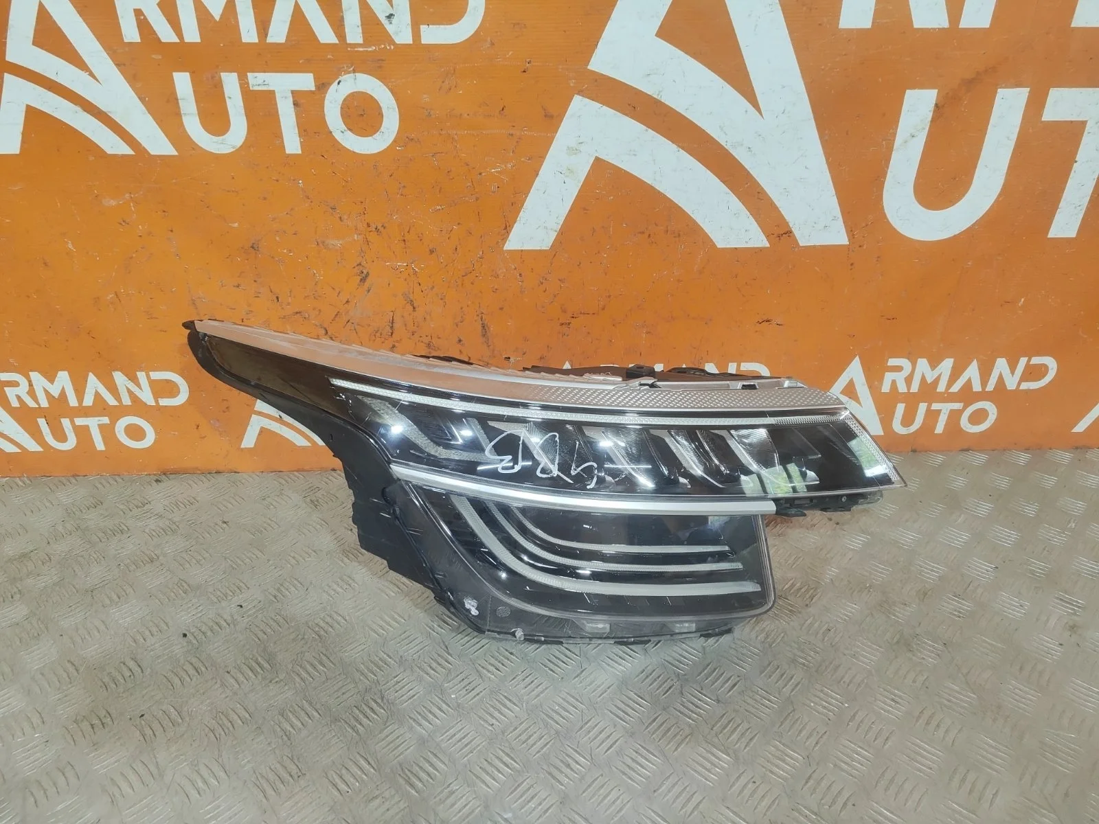 Фара Kia Seltos 2019-нв