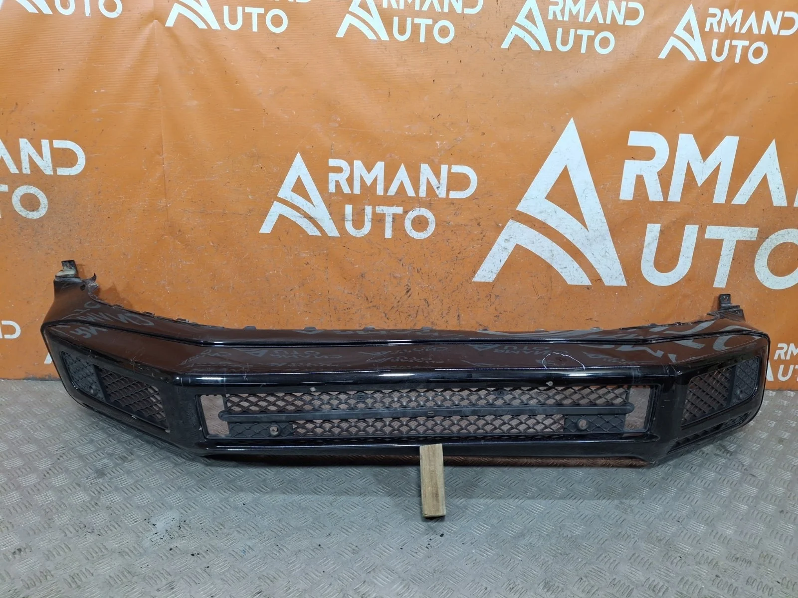 Бампер Mercedes G-Class 2018-нв W463