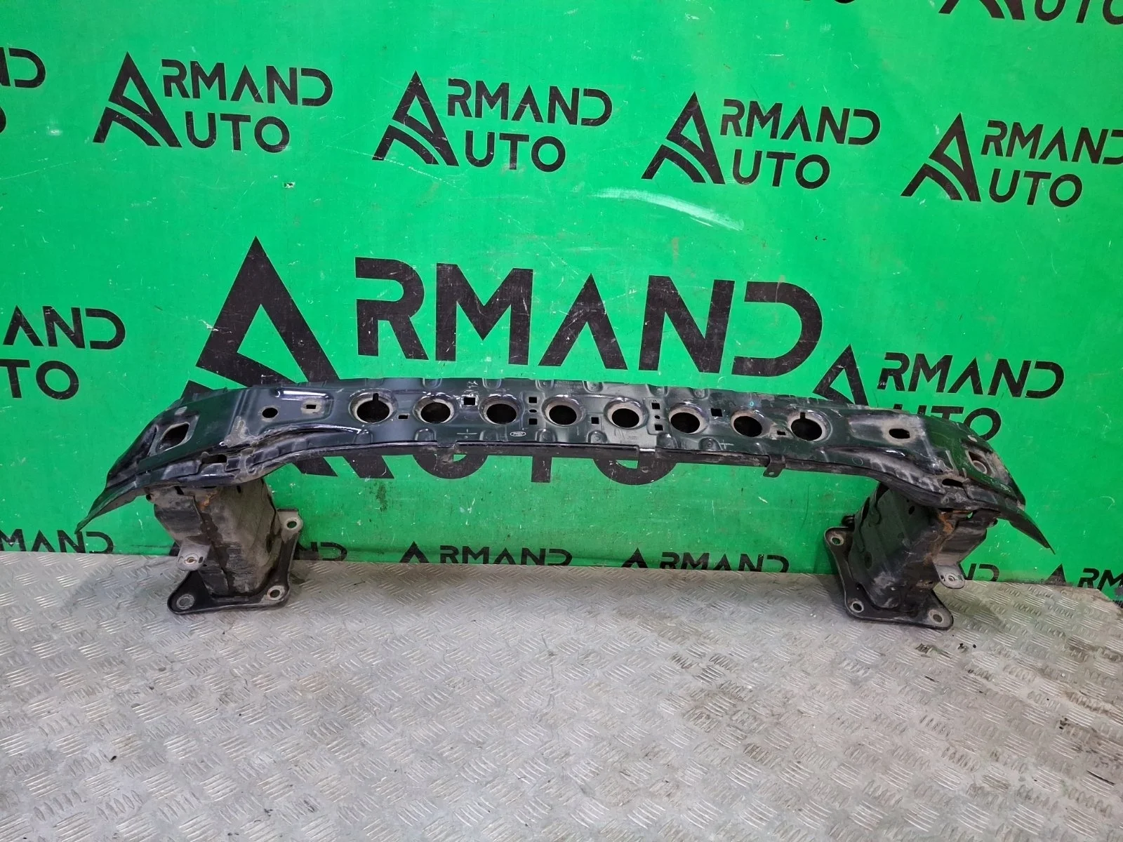 Усилитель бампера Ford Kuga 2012-2019 CBS