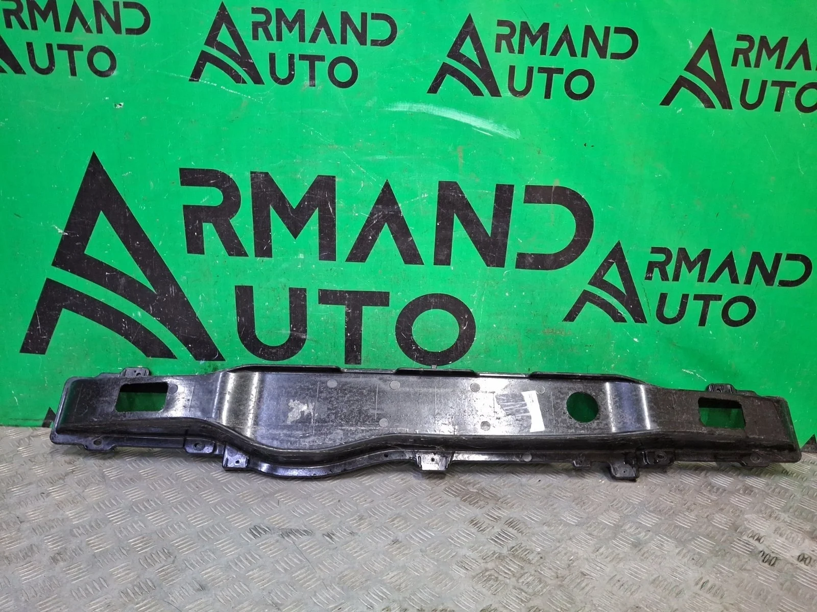 Усилитель бампера Hyundai I30 2007-2012 FD