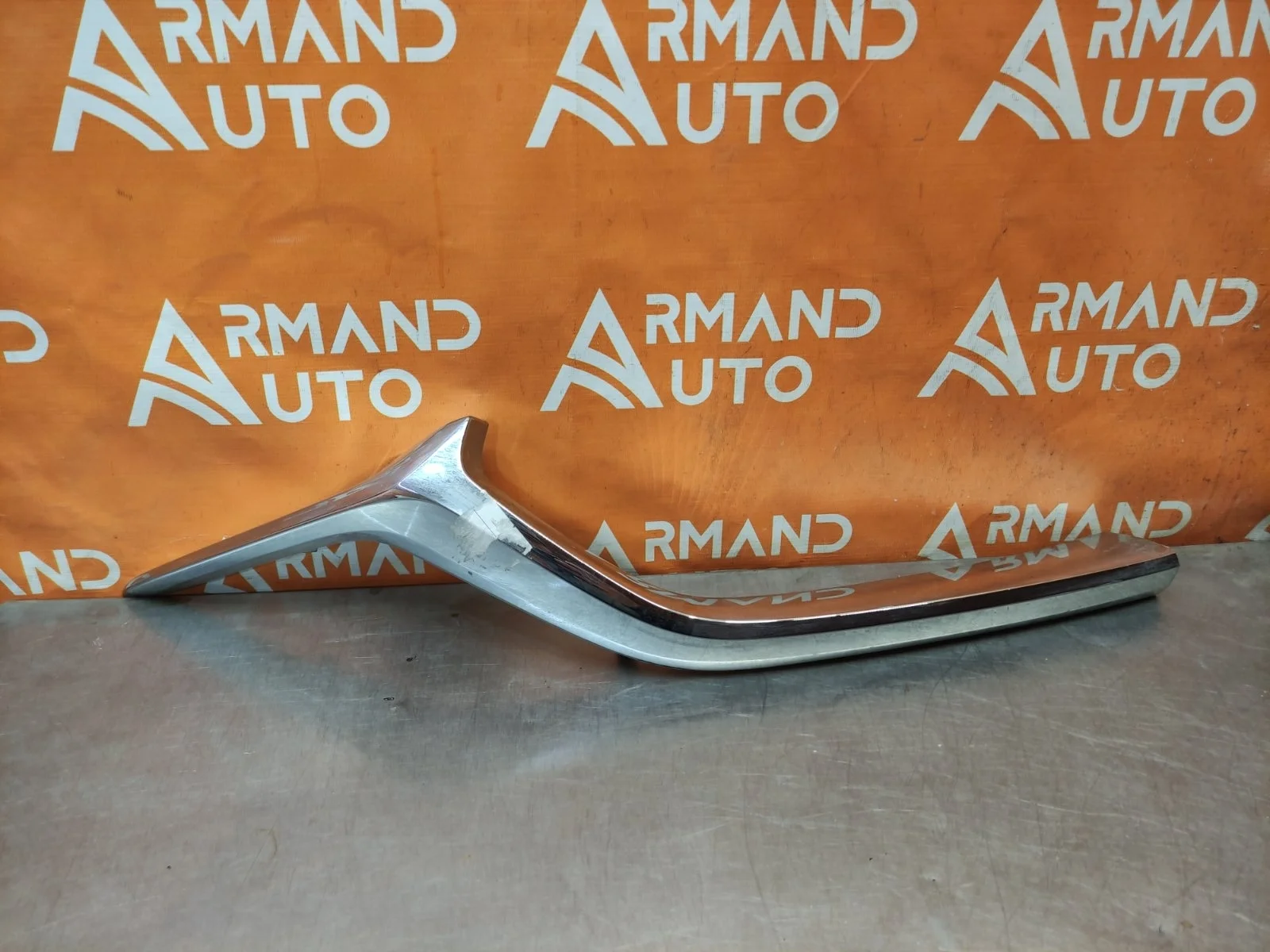 Накладка решетки радиатора Mazda CX-5 2017-нв