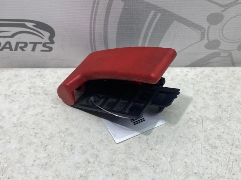 Ручка открывания капота Mercedes-benz W204